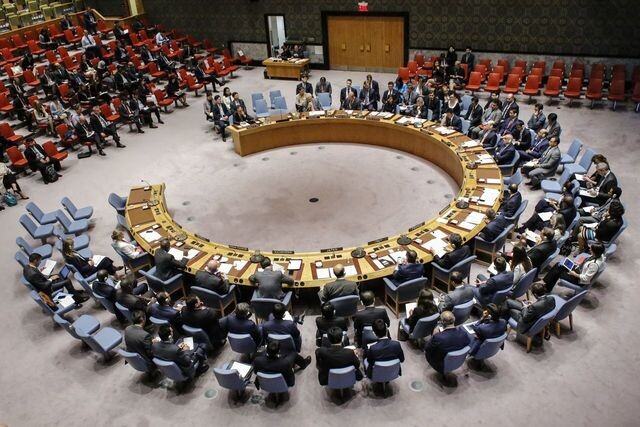 Representatives discuss possible responses to North Korea’s sixth nuclear test at a meeting of the UN Security Council on Sept. 7 (AFP/Yonhap News)