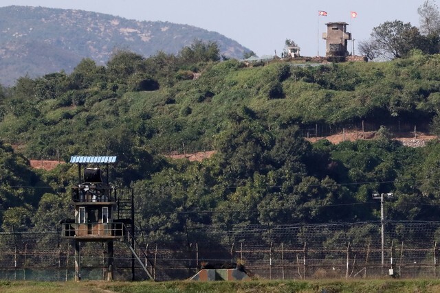 South and North Korean guard posts along the border in Panmunjom’s Joint Security Area (JSA) in the DMZ.