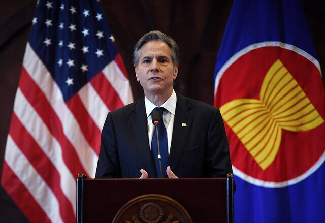 US Secretary of State Antony Blinken delivers a speech on the US’ Indo-Pacific policy at the University of Indonesia in Jakarta on Tuesday. (Reuters/Yonhap News)