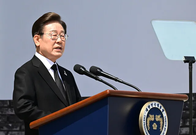 이 대통령 “한번 실패하면 일어날 수 없는 나라에 자유…