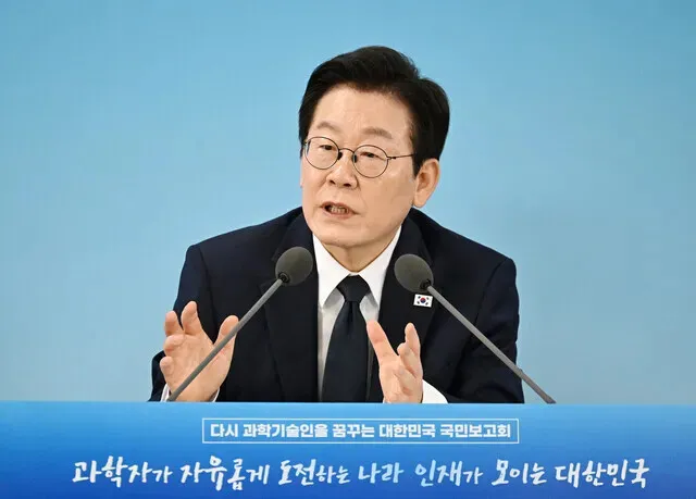 ‘Very proud’: Korea’s president congratulates T1 on LoL Worlds win three-peat