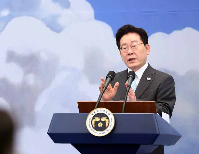 President Lee Jae-myung delivers a speech at the Youth Day ceremony held at Cheong Wa Dae