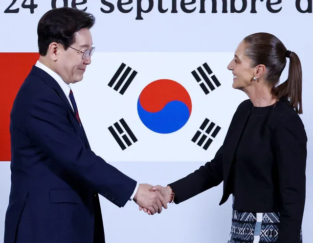 [속보] 이 대통령 “2030년 6월2일 넘기는 일 절대 없어”…연임 개헌 재차 일축