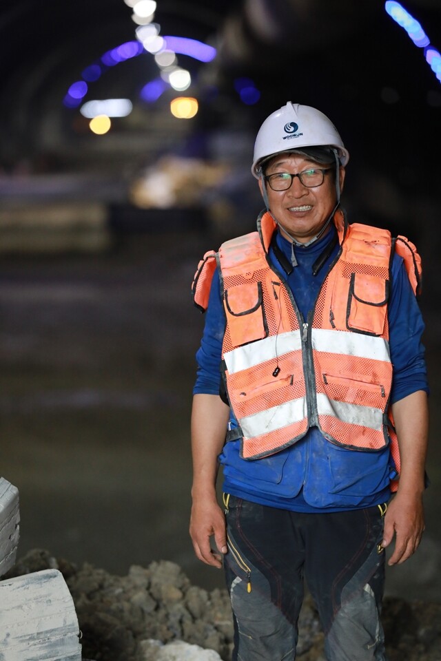 고령의 건설업 노동자 유승철씨는 “늙어서도 건강하고 안전하게 일하고 싶다”고 했다.
