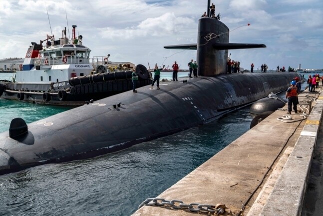 26일 괌에 입항한 미국 전략핵잠수함(SSBN). 연합뉴스