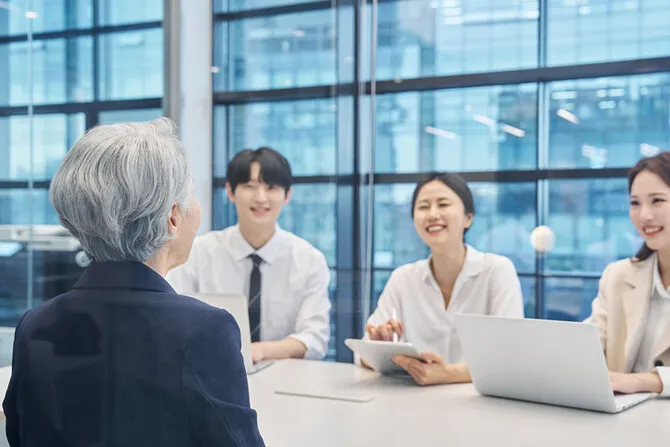 “저소득 노인에 소득보전형 일자리”…기초·노령연금 연계 제안