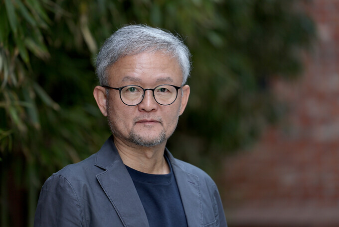 박태웅 모두의질문Q 대표가 2025년 4월28일 오전 서울 서대문구 연희로 한빛미디어에서 이야기하고 있다. 이종근 선임기자 root2@hani.co.kr