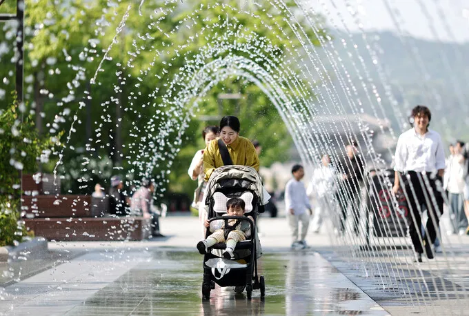 🌡️ 전국 초여름 날씨 주의! 낮 최고 29도, 일교차 20도에 건강 적신호