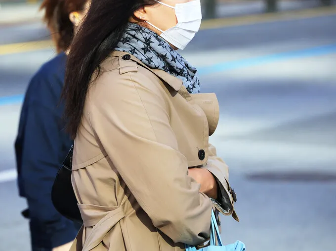 아침 최저 3도 ‘쌀쌀한 출근길’… 수도권·강원 곳에 따라 비