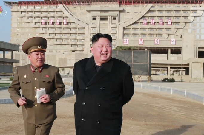 North Korean leader Kim Jong-un conducting on-the-spot guidance of a construction site in the Wonsan-Kalma Coastal Tourist Area as depicted by Korean Central Television (KCTV) on Apr. 6. (Yonhap News)