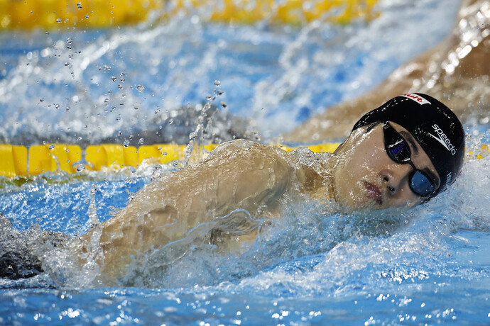Hwang Sun -woo is cutting water at the 200m qualifier of the 2025 International Swimming Federation World Swimming Championships in Singapore on the 28th. Reuters Yonhap News
