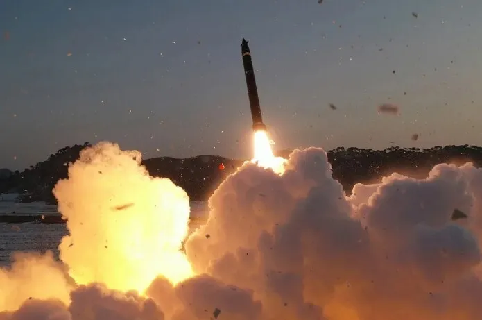 한미 연합 연습 대응 무력 시위