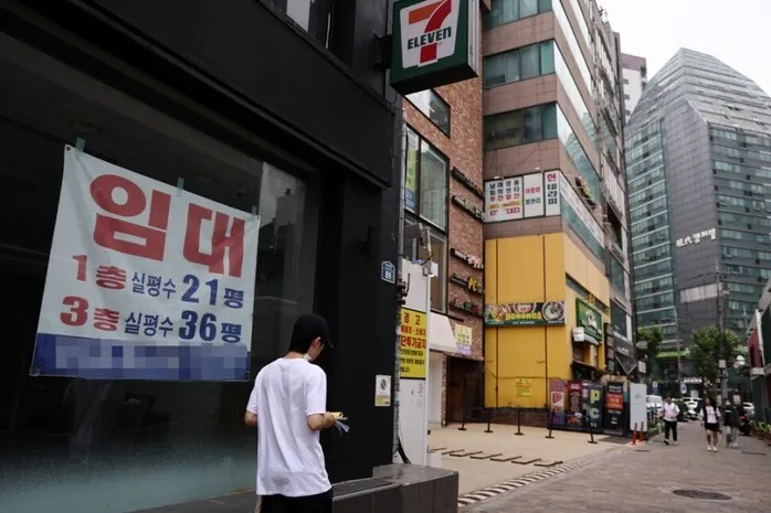 저소득 자영업 1억 이하 연체 빚…9월부터 90%까지 …