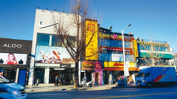 Shops along Itaewon Street