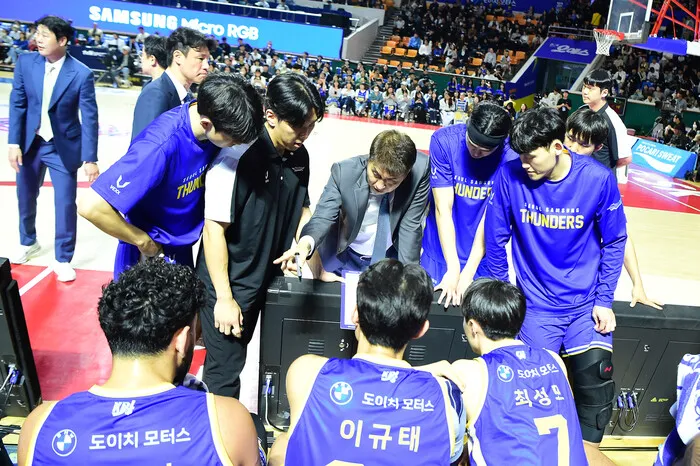Seoul Samsung Ties Club Record With Sixth Straight Win to Open KBL Season