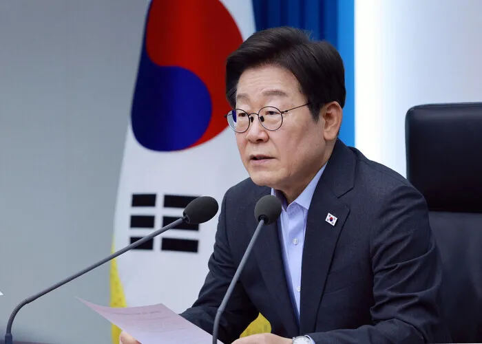 이재명 대통령 '이자 논쟁' 후폭풍... 금융권 '표정 관리' 왜? 역대급 실적에도 불안한 이유