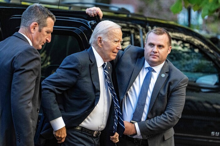 US President Joe Biden arrives at Holy Trinity Catholic Church for mass on Sept. 7. (AFP/Yonhap)