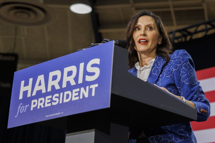 그레천 휘트머 미시간 주지사가 29일 펜실베이니아주 앰블러에서 카멀라 해리스 부통령 지지 유세를 하고 있다. 앰블러/EPA 연합뉴스