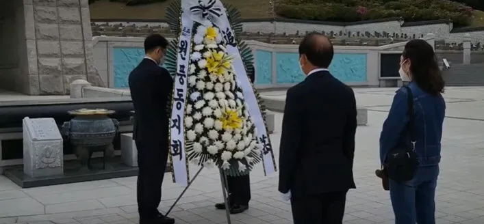 월 2만원 생활비 쪼갠 방직공들 성금...계엄 뚫고 5월 광주로 - 뉴스 썸네일 이미지