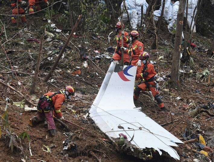 미 언론 “중국 동방항공 여객기 추락사고, 조종사 고의 가능성”