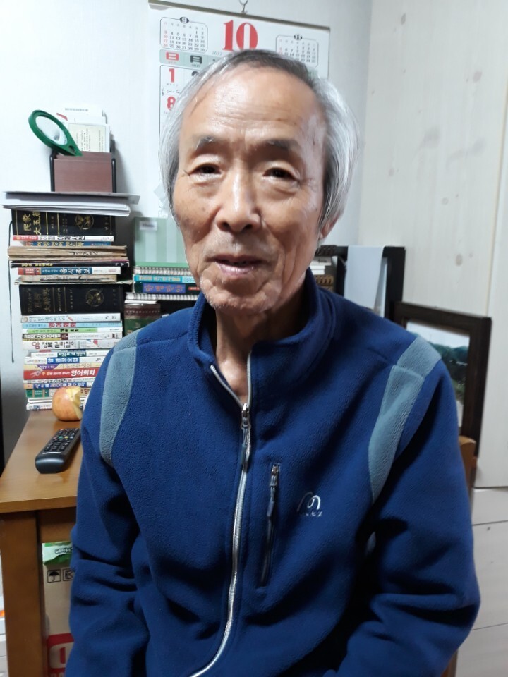 Lee Seung-il (77)
