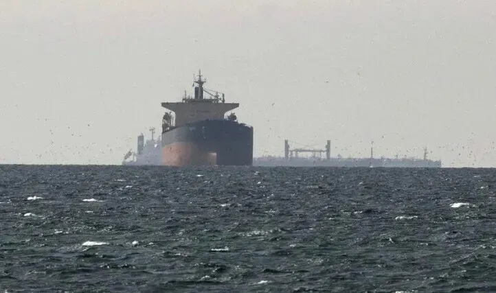 Oil tankers sail in the Persian Gulf, near the Strait of Hormuz, as seen from Ras al-Khaimah in the UAE, amid the ongoing war between the US and Israel on one side and Iran on the other on March 11, 2026. (Reuters/Yonhap)