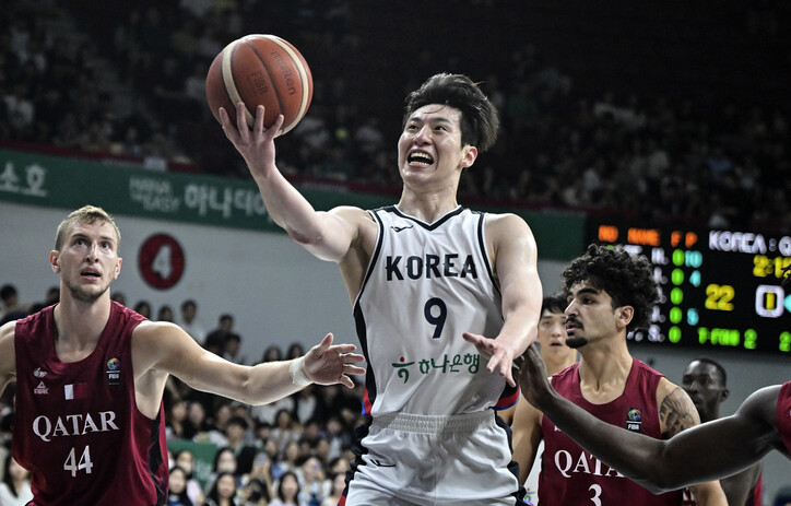 Lee Jung -hyun's ability to operate was outstanding on the 18th, including a personal goal in the men's national basketball team, Qatar, and creating an opportunity for other players. Provided by the Korea Basketball Association