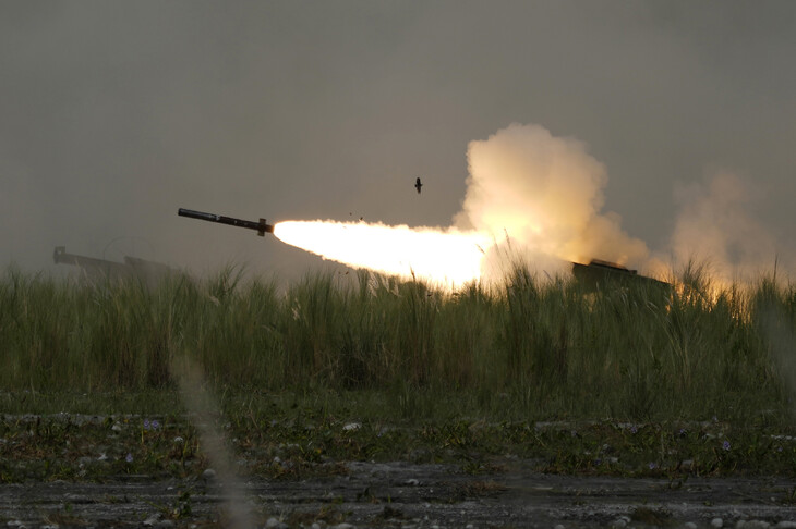 미국, 우크라에 크림반도 공격 가능한 미사일 제공