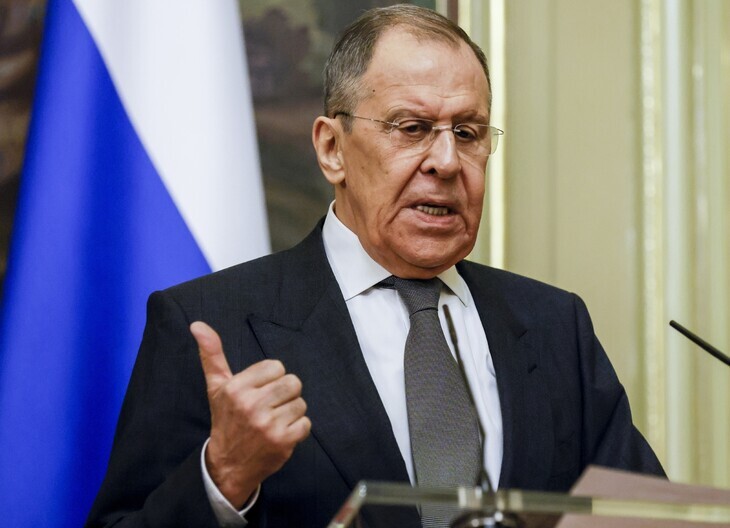 Russian Foreign Minister Sergey Lavrov, seen here, warned that the redeployment of US nuclear weapons to South Korea would have “unpleasant consequences.” (AP/Yonhap)