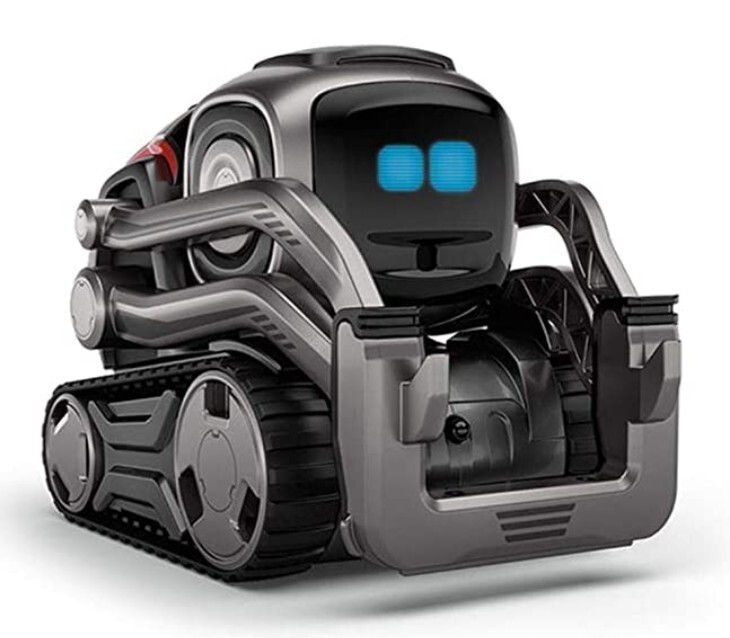 미국의 앙키가 판매한 어린이용 로봇 코즈모는 액정을 통해 1200여가지 표정을 만들어내며 이용자와 공감하는 기능을 탑재했다.
