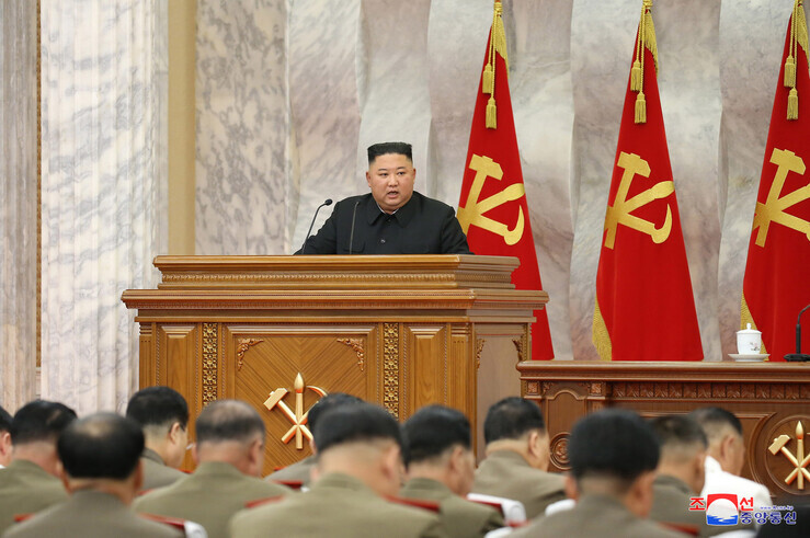 North Korean leader Kim Jong-un presides over the fifth enlarged meeting of the 7th Central Military Commission of the Workers’ Party of Korea on July 18. (Yonhap News)