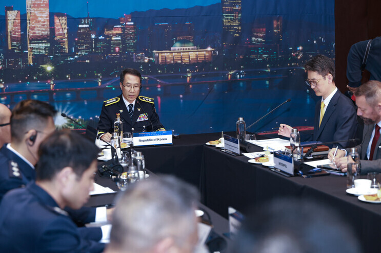 유재성 경찰청장 직무대행이 지난달 23일 서울 여의도 콘래드 호텔에서 열린 ‘국제공조협의체’ 발족식에서 발언하고 있다. 경찰청 제공