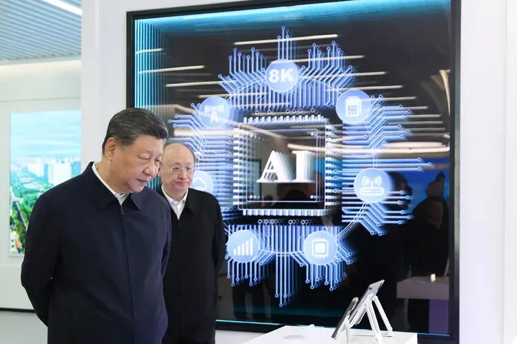[Correspondent’s column] China’s race for dominance, and the workhorses toiling behind it