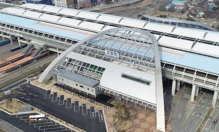 https://flexible.img.hani.co.kr/flexible/normal/753/452/imgdb/child/2026/0724/53_17848748690384_20260724501708.webp