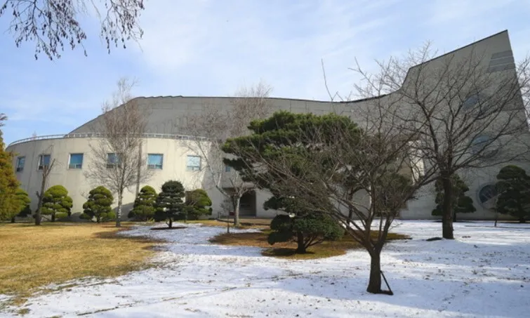 “추락 직전 기장의 얼굴 묘사하시오”…수원대 실기대회 …