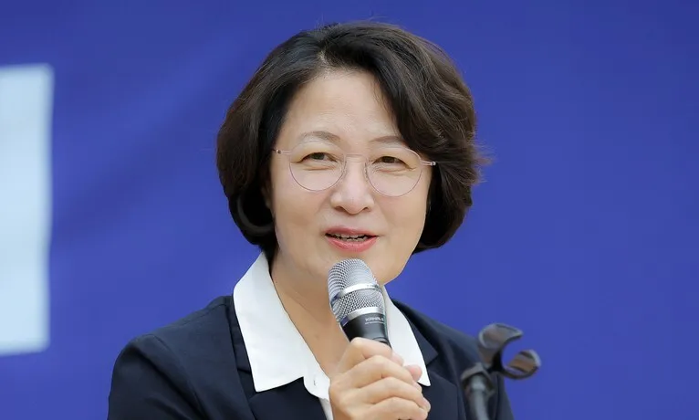 추미애 “‘장윤기 아버지 증거 인멸’, 검찰개혁 미룰 핑계 안 돼”