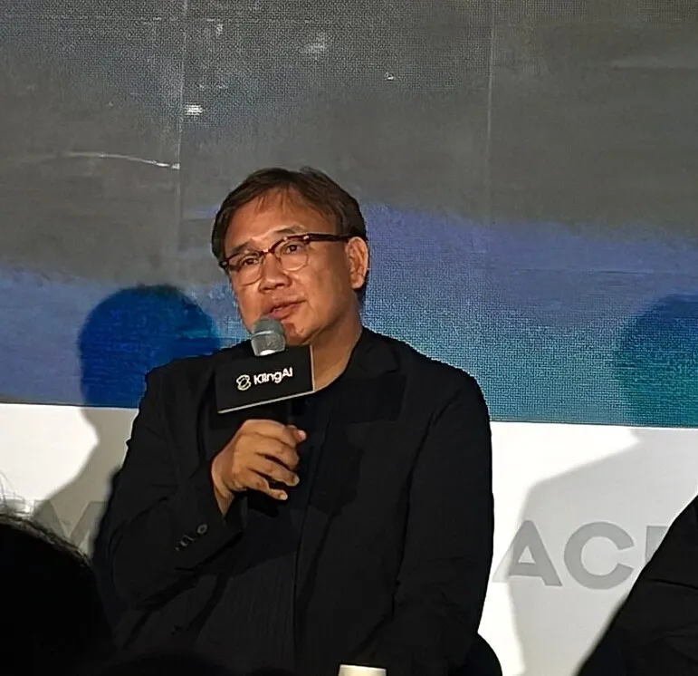 '서울의 봄' 김성수 감독 "AI, 2년치 작업 이틀에 완성하지만 가치를... - 뉴스 썸네일 이미지