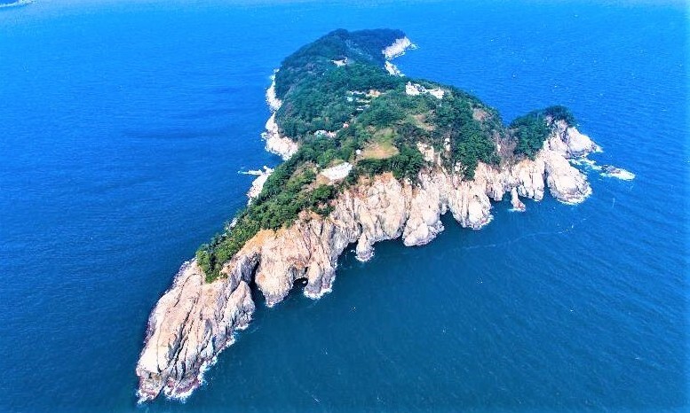 ‘결혼·휴양섬’으로 선정된 경남 거제시 지심도. 거제시 제공