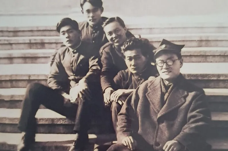 칠순 선물 받고서야 확실히 풀린 ‘아버지는 공산당’ 오해 [금자⑬]