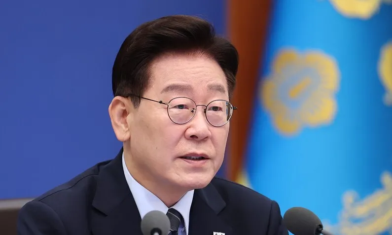 이 대통령 “네팔에 인력과 헬기 추가 투입…실종자 생환 기원”