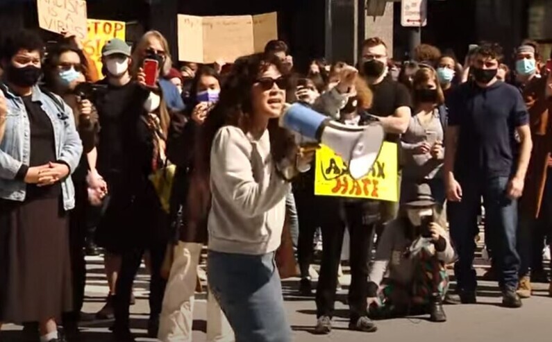 Korean American actress Sandra Oh speaks at a “Stop Asian Hate” rally Saturday in Pittsburgh, Pennsylvania. (CBS screenshot)