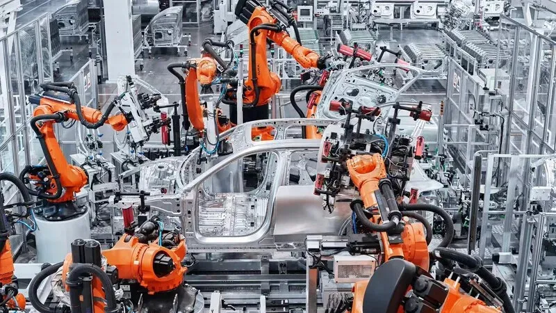 Robots assemble a vehicle at the NIO Second Advanced Manufacturing Base in Hefei, east China's Anhui Province. (courtesy NIO)