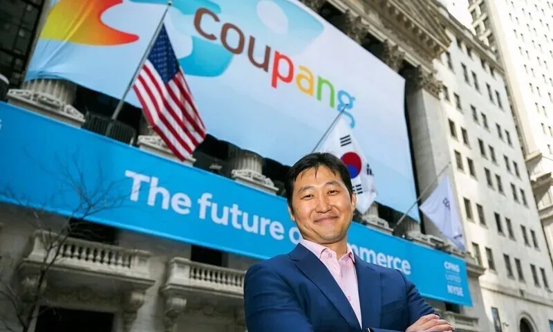 KFTC eyes criminal proceedings against Coupang founder over alleged false filings