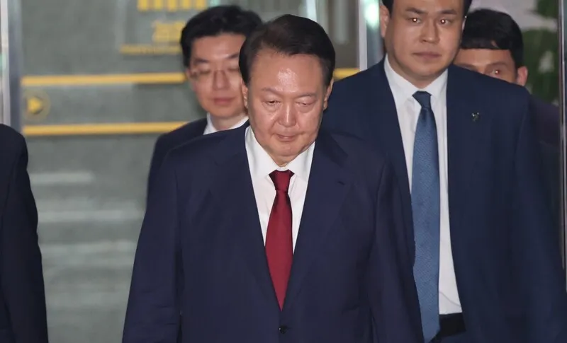 윤석열 쪽 수사 지연 전략에 내란특검 “출석 안하면 이…
