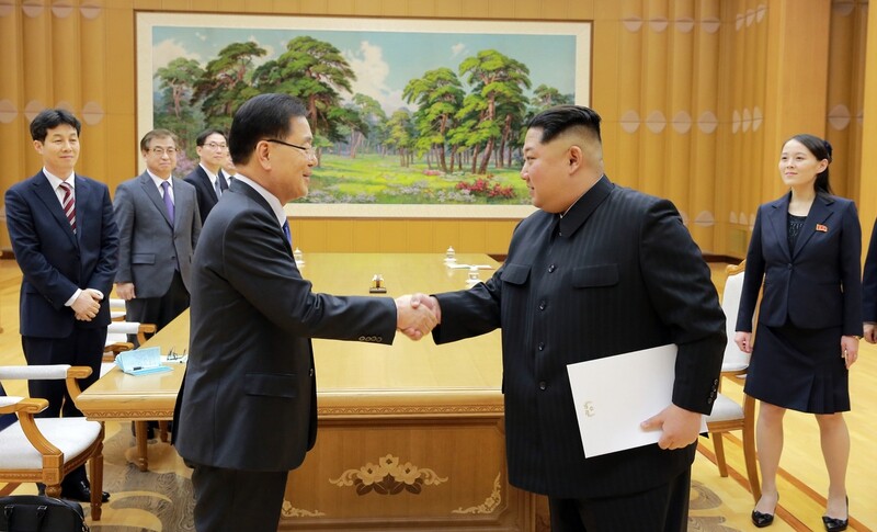 South Korean special envoy Chung Eui-yong meets with North Korean leader Kim Jong-un in Pyongyang on Mar. 5. (provided by Blue House)