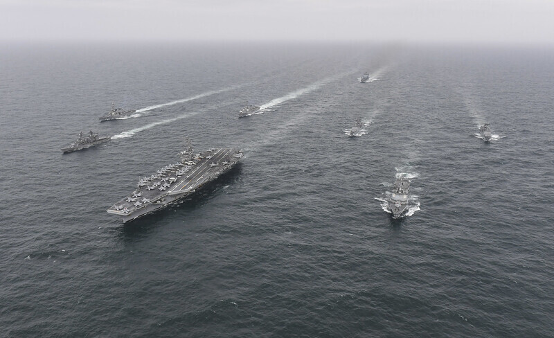 The South Korean, US, and Japanese naval forces carried out joint anti-submarine drills in the waters south of Jeju Island on April 3-4. (courtesy of the ROK Navy)