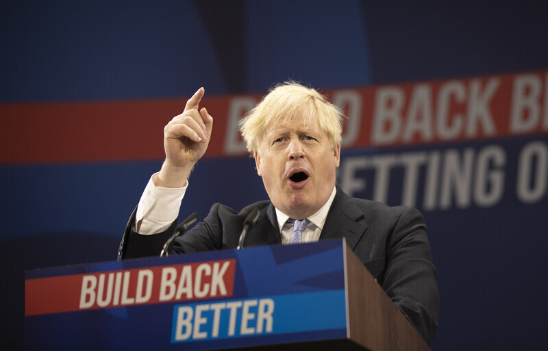 UK Prime Minister Boris Johnson delivers a speech at the Conservative Party national convention on Oct. 6. (UPI/Yonhap News)