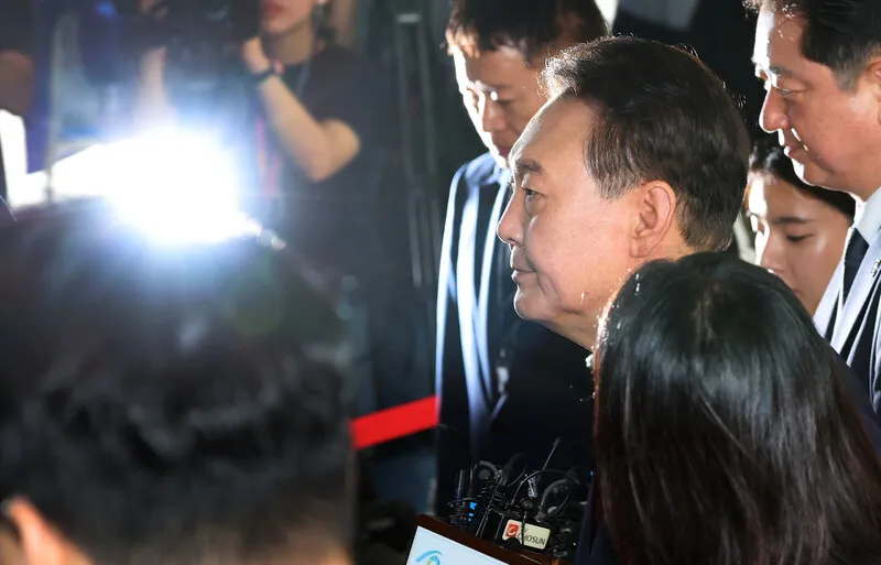 [속보] 윤석열 쪽 “아는 바대로 진술…적법한 조사 땐…