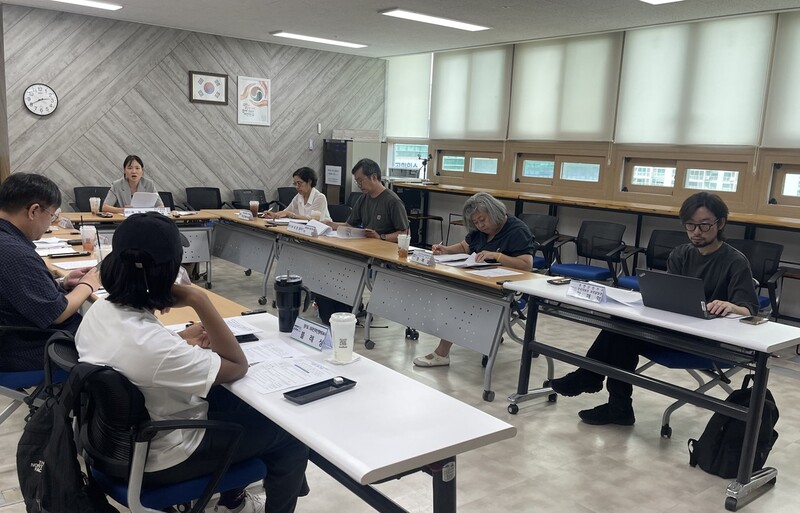 5일 오후 경기도청 북부청사에서 제2회 난민지원정책자문위원회가 열리고 있는 모습. 경기도 제공