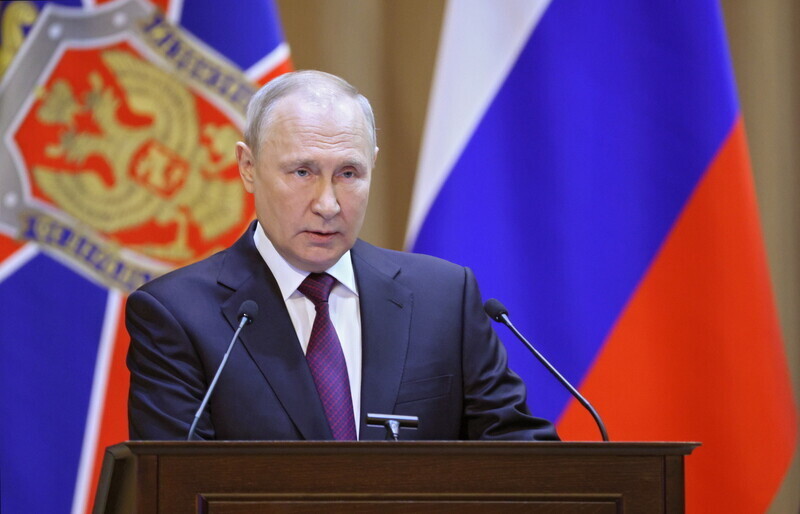 블라디미르 푸틴 러시아 대통령이 지난달 28일 러시아 모스크바에서 열린 연방보안국(FSB) 회의에서 연설하고 있다. EPA 연합뉴스